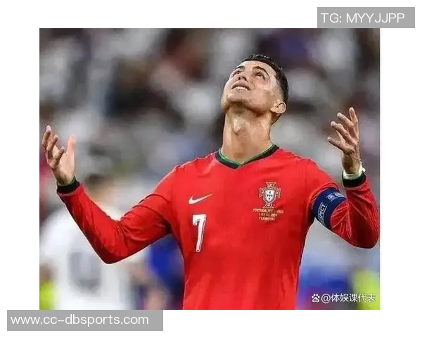 乌干达门将赞C罗四十岁依然出色表现激励自己追梦